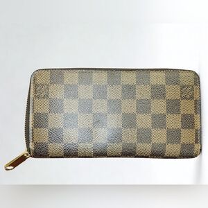 Louis Vuitton Zippy Damier Ebene Wallet